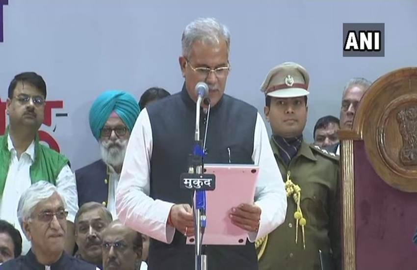 Chhattisgarh cm, Chhattisgarh cm 2018, Chhattisgarh cm live, Chhattisgarh chunav, Chhattisgarh election result, election results 2018, Chhattisgarh mukhyamantri shapath samaroh, Chhattisgarh mukhyamantri shapath samaroh live, Bhupesh Baghel, TS Singh Deo Baba, Rahul Gandhi, latest news, Chhattisgarh news, Chhattisgarh News