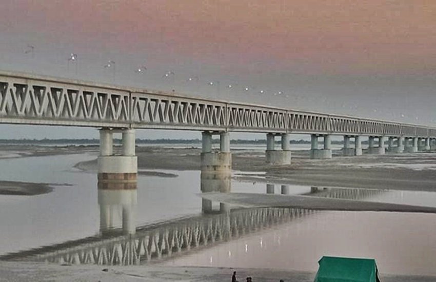 बोगीबील ब्रिज, फोटो सोर्स- इंडियन एक्सप्रेस