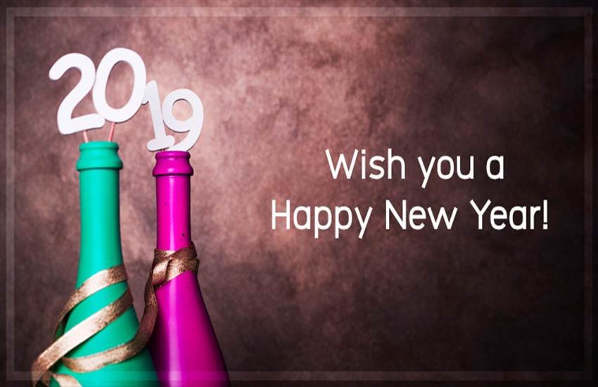 Happy New Year 2019 Wishes Images, Shayari, SMS, Message, Quotes: नव वर्ष की शुभकामना संदेश अपने करीबियों को भेजते हैं।