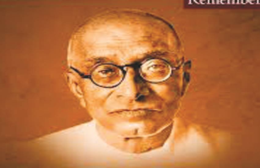 चक्रवर्ती राजगोपालाचारी( जन्म : 10 दिसंबर, 1878 - निधन : 25 दिसंबर, 1972)।