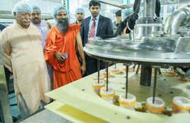 Mohan Bhagwat, Baba Ramdev