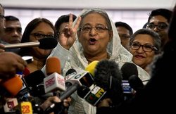 बांग्लादेश: आम चुनावों में प्रधानमंत्री शेख हसीना की एकतरफा जीत, दोबारा वोटिंग को लेकर अड़ा विपक्ष
