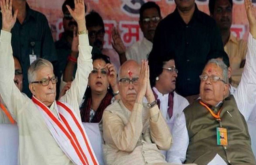 लोकसभा चुनाव 2019 में बीजेपी अपने सीनियर नेताओं पर भरोसा दिखा सकती है. (फाइल फोटो सोर्स:PTI) लोकसभा चुनाव 2019 में बीजेपी अपने सीनियर नेताओं पर भरोसा दिखा सकती है. (फाइल फोटो सोर्स:PTI)