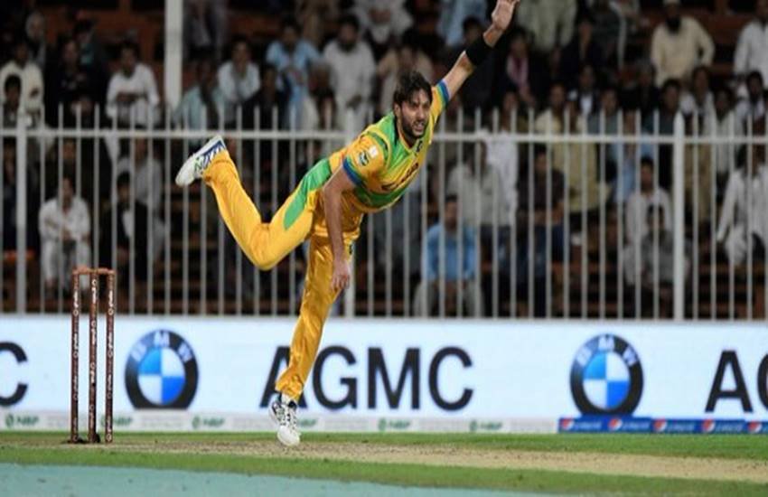 T10 Cricket League 2018 Final Live Score : शाहिद अफरीदी। (फोटो सोर्स- ट्विटर/@PakhtoonTeam) T10 Cricket League 2018 Final Live Score : शाहिद अफरीदी। (फोटो सोर्स- ट्विटर/@PakhtoonTeam)