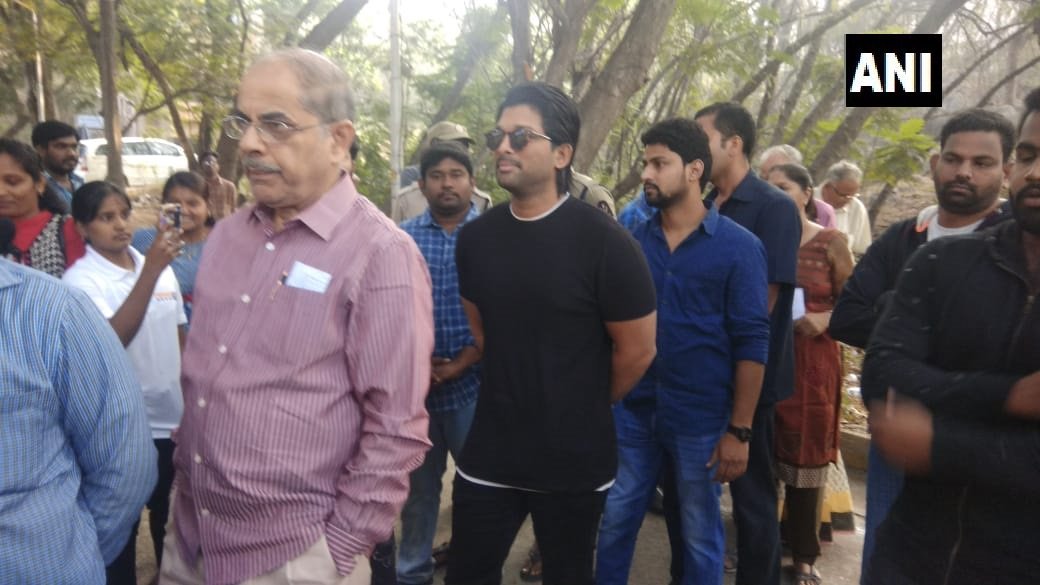 Akkineni Nagarjuna, Allu Arjun, amla, Amla Akkineni, Amla Akkineni and Akkineni Nagarjuna, Jr NTR, Nagarjuna"