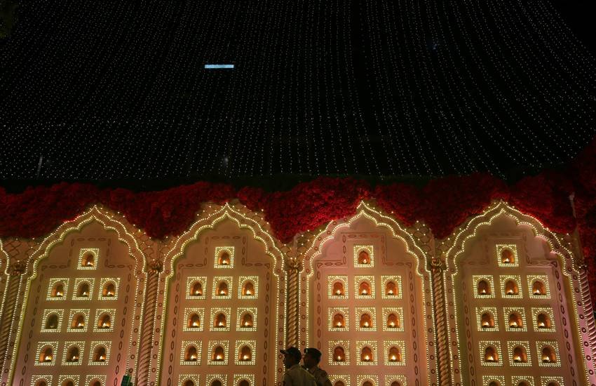 isha ambani, isha ambani wedding, isha ambani anand piramal, isha ambani anand piramal wedding date, isha ambani wedding news, isha ambani wedding pics, isha ambani anand piramal wedding pics, isha ambani anand piramal marriage date, isha ambani wedding photos, isha ambani marriage, isha ambani marriage pics, isha ambani marriage images, isha ambani wedding dress, isha ambani guest list, isha ambani age Start Body Content With: Isha Ambani-Anand Piramal Wedding: https://www.bollywoodshaadis.com/articles/kapil-sharma-and-ginni-chatrath-sangeet-and-jaggo-ceremony-10859 कपिल शर्मा की प्री-वेडिंग सेलिब्रेशन में दोस्तों ने जमाया रंग, सामने आईं तस्वीरें Kapil Sharma Ginni Chatrath Wedding Story Pattern Headline: Kapil Sharma-Ginni Chatrath Wedding: Excerpt: Kapil Sharma-Ginni Chatrath Wedding: SEO Description: Kapil Sharma Ginni Chatrath Wedding Marriage Pics, Age, Date, Guest List: SEO Title: Kapil Sharma Ginni Chatrath Wedding Marriage Photos, Pics, Pictures, Date, Wife Name: Keywords: kapil sharma, kapil sharma wedding, kapil sharma Ginni Chatrath, kapil sharma Ginni Chatrath wedding date, kapil sharma wedding news, kapil sharma wedding pics, kapil sharma Ginni Chatrath wedding pics, kapil sharma Ginni Chatrath marriage date, kapil sharma wedding photos, kapil sharma marriage, kapil sharma marriage pics, kapil sharma marriage images, kapil sharma wedding dress, kapil sharma guest list, kapil sharma age