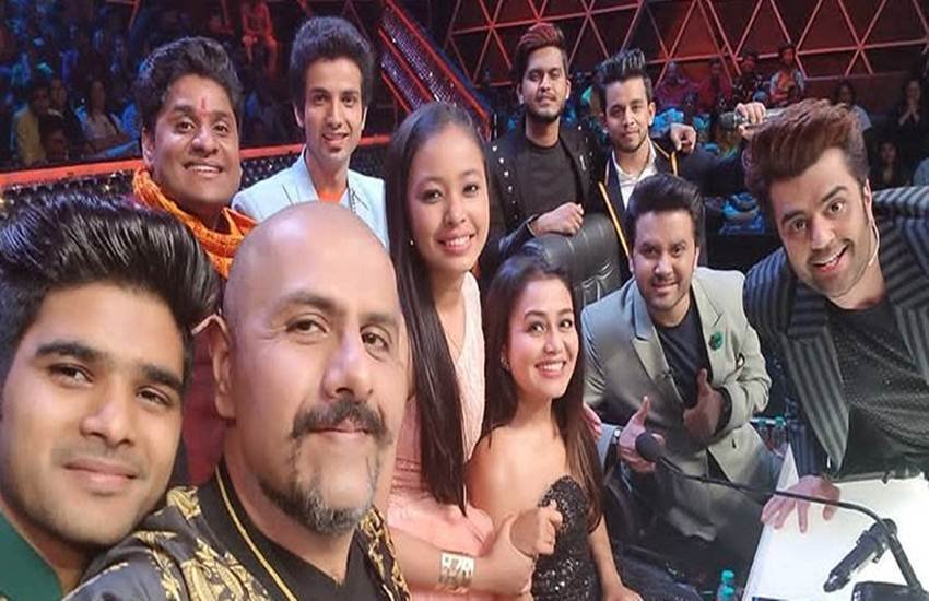 Indian Idol 2018 Voting: इंडियन आयडल के जजेस के साथ शो के प्रतियोगी
सोर्स : इंस्टाग्राम