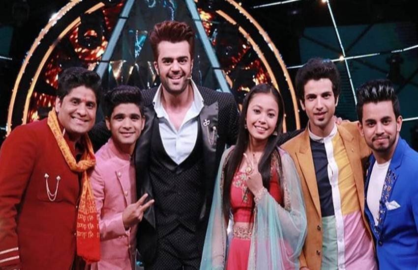 Indian Idol Season 10 2018 Finale: फाइनल प्रतियोगियों के साथ मनीष पॉल
सोर्स : इंस्टाग्राम