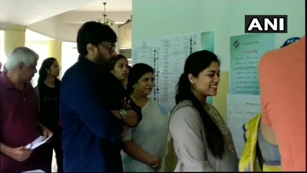 Akkineni Nagarjuna, Allu Arjun, amla, Amla Akkineni, Amla Akkineni and Akkineni Nagarjuna, Jr NTR, Nagarjuna"