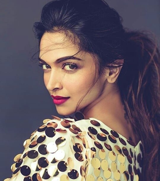 "Deepika Padukone, Ranveer Singh, Nickelodeon Kids Choice Awards 2018, Bollywood, Deepika Padukone Ranveer Singh, Deepika Padukone Ranveer Singh Wedding, Meghna Gulzar, Simmba