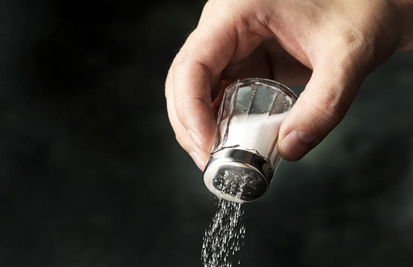 खाने के अलावा नमक का इस्तेमाल कैसे करें (Source: Dreamstime)