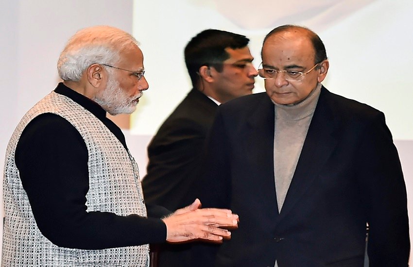 मोदी ने कहा कि वाजपेयी लोकतंत्र को सर्वोपरि चाहते थे। उन्होंने जनसंघ बनाया, लेकिन जब लोकतंत्र को बचाने का समय आया तो वह अन्य के साथ जनता पार्टी में चले गए।