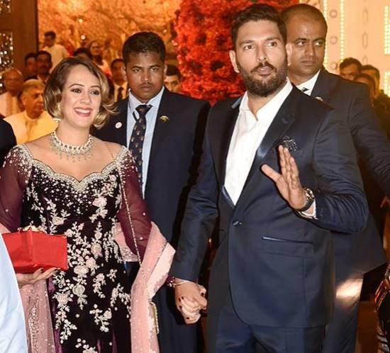 (Source: Instagram)
युवराज और हेजल माता-पिता बनने वाले हैं