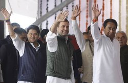 मुहूर्त नहीं बन रहा था इसलिए एक ही दिन कांग्रेसी मुख्‍यमंत्रियों ने ली शपथ, अपने खर्च पर गए थे तृणमूल सांसद