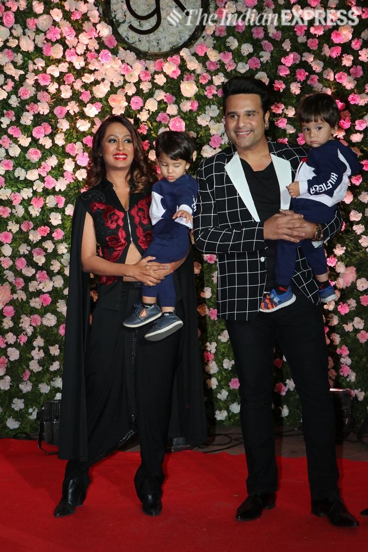 kapil sharma, kapil sharma mumbai reception, kapil reception, deepika padukone, ranveer singh, deepika ranveer kapil reception, kapil mumbai reception photos, deepika ranveer videos, deepika ranveer photos, kapil ginni chatrath, mika singh, kapil sharma wedding, kapil sharma show, deepveer, saina nehwal kapil reception, kapil wedding reception photos. kapil sharma news, kapil sharma latest"