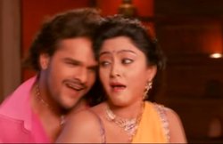 VIDEO: यूट्यूब पर छा गया है भोजपुरी स्टार खेसारी लाल यादव का यह गाना, मिले डेढ़ करोड़ व्यूज