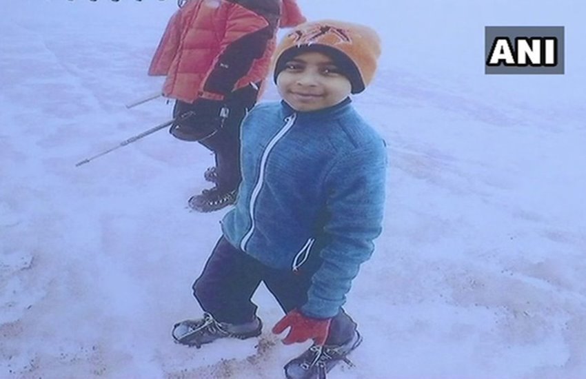 माउंट कोसियूजको पर हैदराबाद के समन्यू पोथूराजू। फोटो सोर्स : एएनआई माउंट कोसियूजको पर हैदराबाद के समन्यू पोथूराजू। फोटो सोर्स : एएनआई