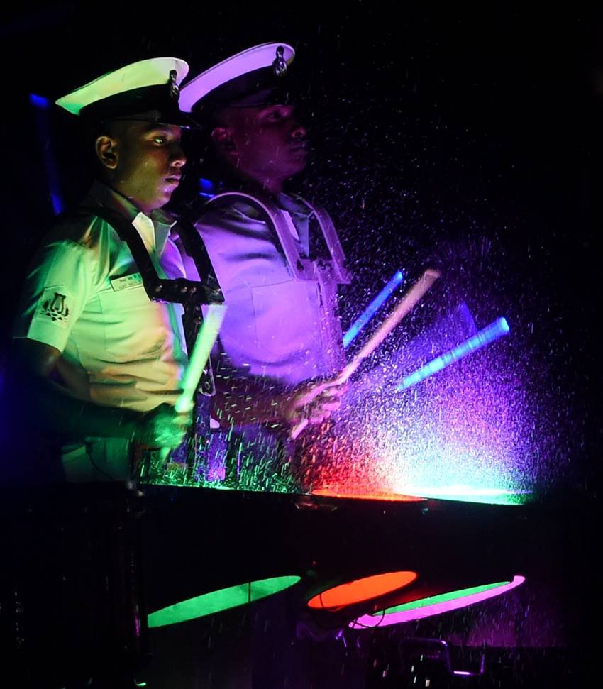 navy day 2018, indian navy, beating retreat and tattoo ceremony, gateway of india, indian navy photos, india news