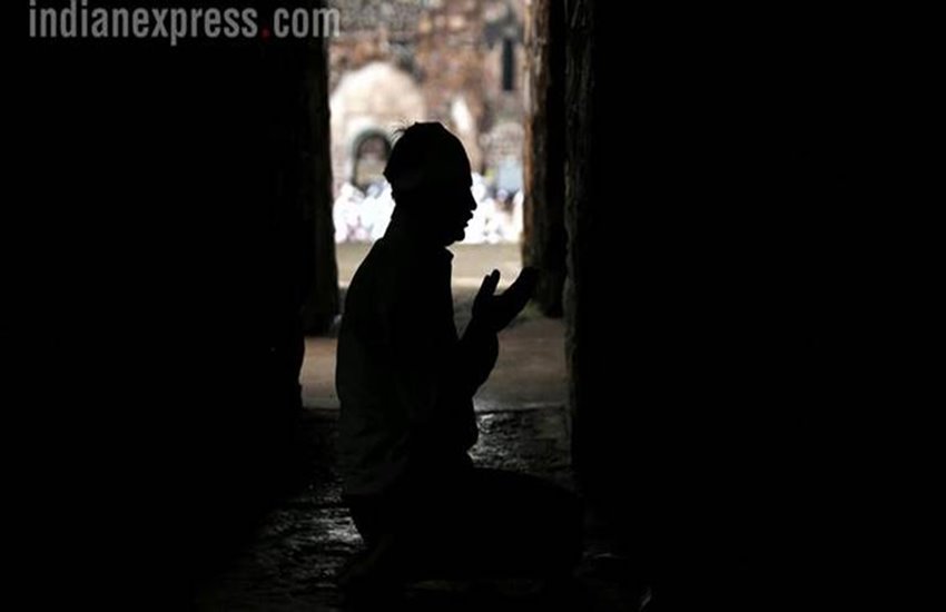 प्रतीकात्मक तस्वीर। फोटो सोर्स : इंडियन एक्सप्रेस
