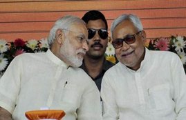narendra modi with nitesh kumar
