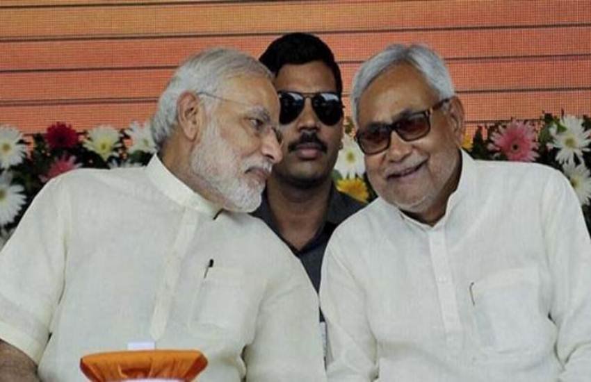 narendra modi with nitesh kumar