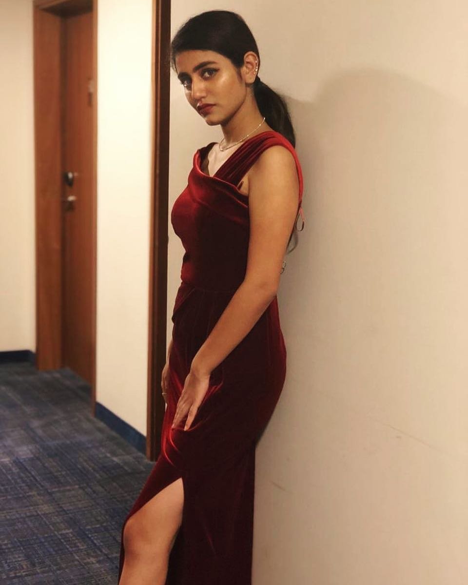 "Manikya Malaraya Poovi,Oru Adaar Love,Priya Prakash Varrier, Priya Prakash Varrier hot pics, Priya Prakash Varrier latest look, Priya Prakash Varrier images, Priya Prakash Varrier gallery, Priya Prakash Varrier janstatta, Priya Prakash Varrier hot photoshoot
