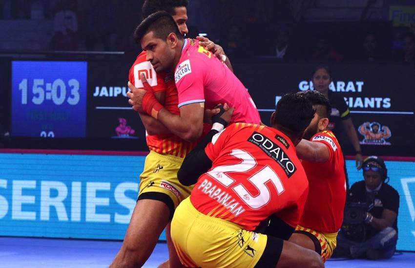 Pro Kabaddi 2018, Jaipur Pink Panthers vs Gujarat Fortunegiants: जयपुर पिंक पैंथर्स बनाम गुजरात फॉर्च्यून जायंट्स।