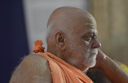 योगी सरकार पर भड़के पुरी के शंकराचार्य, बोले- राजनीतिक दल से नहीं जुड़ा, इसलिए रची गई साजिश