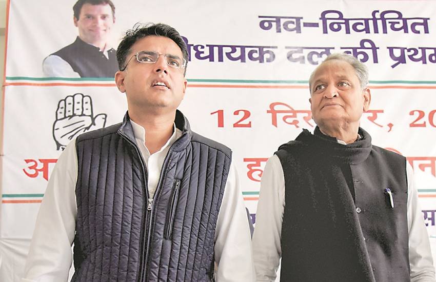 कांग्रेस नेता सचिन पायलट और अशोक गहलोत।
