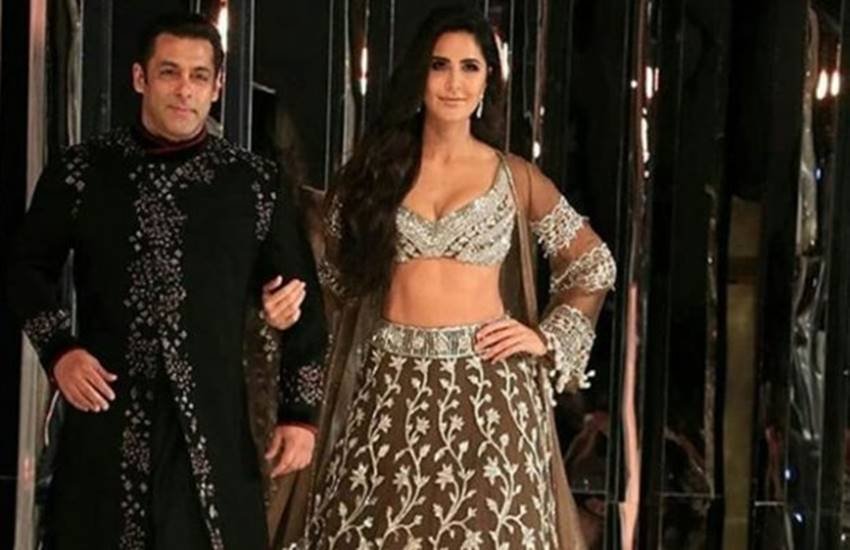 कैटरीना को अवार्ड मिलने के बाद यूजर्स इसपर मजे ले रहे हैं। 