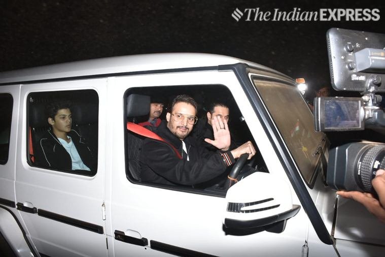 salman khan, salman khan birthday, salman birthday, salman khan birthday party, salman birthday party photos, salman khan age, salman khan party, katrina kaif, iulia vantur, salman ahil video, salman khan birthday video, salman khan news, salman khan latest