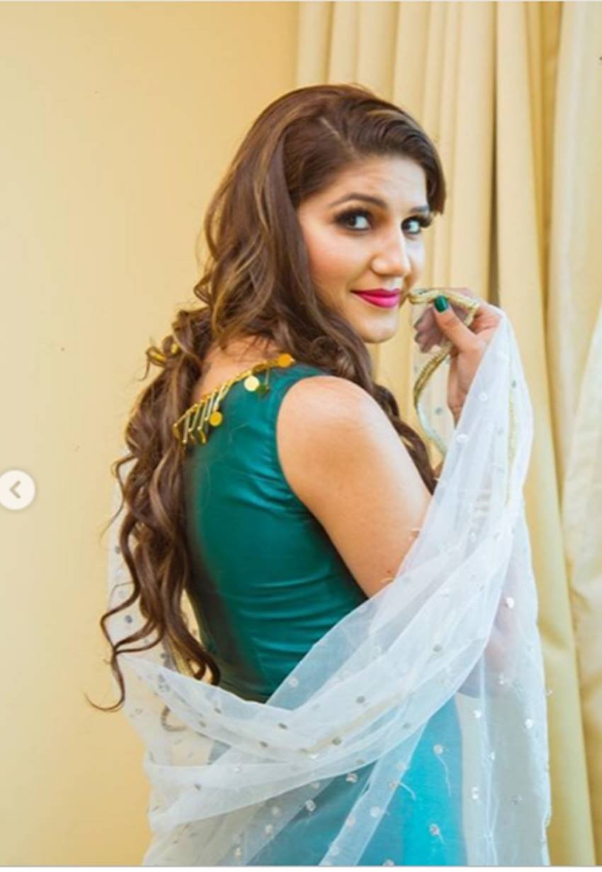 "sapna choudhary, sapna choudhary dance, sapna choudhary haryanavi song, sapna choudhary new song 2018, sapna choudhary new song video, सपना चौधरी हरयाणवी सॉन्ग डांस वीडियो, सपना चौधरी हरयाणवी सॉन्ग, bhojpuri gana, bhojpuri gana 2018, sapna choudhary dance video, sapna choudhary bhojpuri song, sapna choudhary bhojpuri dance video, sapna choudhary bhojpuri dance, chandigarh jawan lagi, chandigarh jawan lagi song, chandigarh jawan lagi new song, sapna choudhary chandigarh jawan lagi, video, sapna choudhary, dance, famous, song, hamma hamma, viral, haryana, हरियाणा, सपना चौधरी, डांस, वीडियो, हम्मा-हम्मा, गाना, बिग बॉस, डांसर, भोजपुरी गाना, हरियाणवी डांसर, sapna chaudhary, dancing, video vira