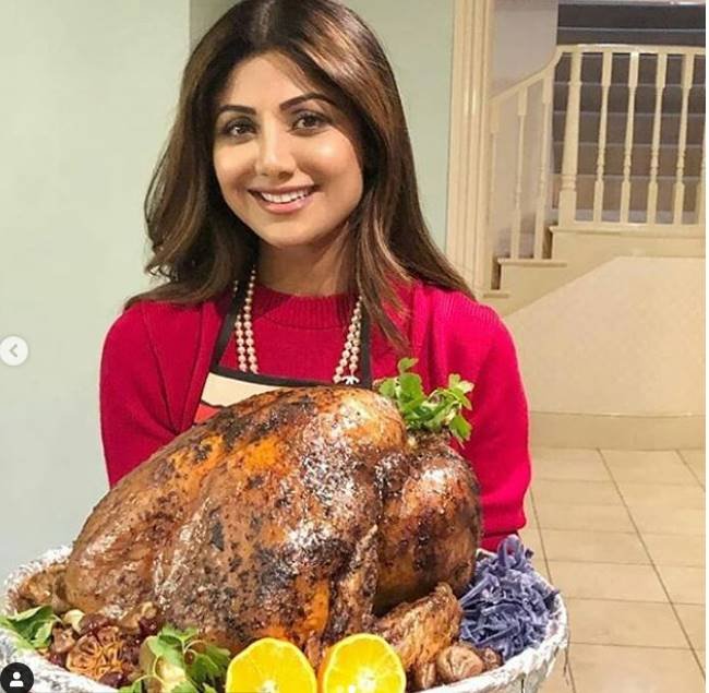 bollywood,bollywood news,shilpa shetty,raj kundra,shilpa shetty and raj kundra christmas,inside shilpa shetty and raj kundra's christmas,shilpa shetty christmas pics