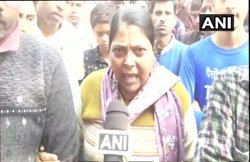 इंस्पेक्टर सुबोध की बहन बोली, ‘अखलाक केस की जांच की थी, इसलिए मारा गया मेरा भाई, सीएम सिर्फ गाय-गाय ही करते हैं’