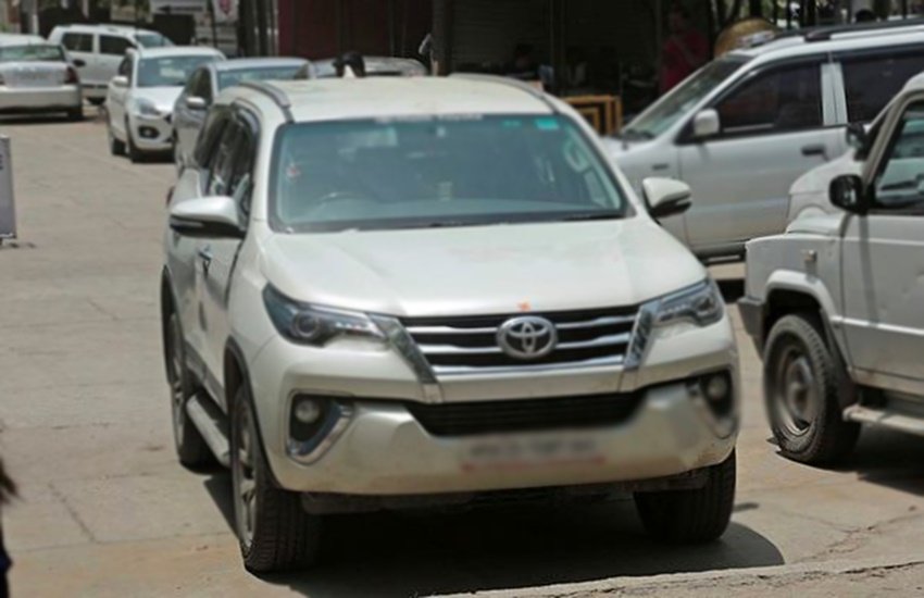 Gurugram news, Hariyana News, Steal, Theft, SUV, Test drive, FIR, Police, Crime, Hariyana crime, Crime news