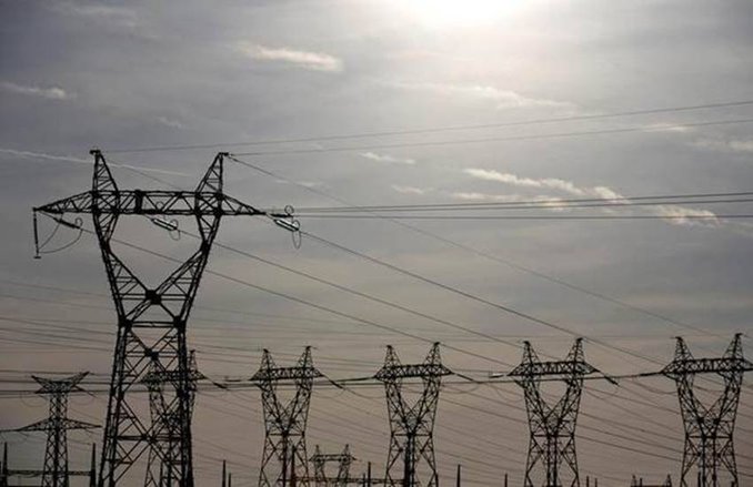 TATA, अडाणी, एस्सार को छूट, गुजरात सरकार ने कहा- लागत का बोझ बिजली ग्राहकों पर डाल दो