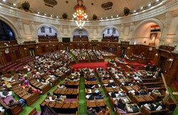 ‘कानून व्यवस्था पस्त है, योगी बाबा मस्त है’, यूपी विधानसभा में खूब हुआ हंगामा