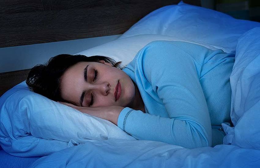 Snoring, Heart risk, Heart issues, Heart attack, Snoring and women, study, women health, women snoring, cardiac health, health news, hindi news, news in hindi, jansatta