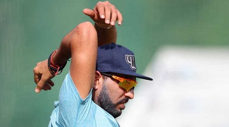 Indian Cricketer Yuvraj Singh, sachin tendulkar, virender sehwag, yuvraj singh, yuvraj singh birthday, yuvraj singh comeback, Yuvraj Singh Turns 37, Yuvraj Singh cancer, Yuvraj Singh birthday, Yuvraj Singh cricket career, Yuvraj Singh Photo gallery, Yuvraj Singh pics, Yuvraj Singh images, Yuvraj Singh jansatta gallery