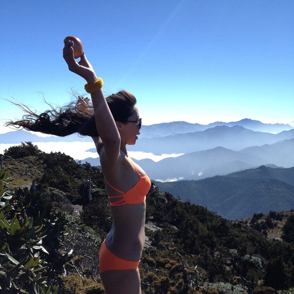 Bikini climber, Gigi Wu, Gigi wu bikini climber, bikini climber dies, taiwan's bikini climber, taiwan gigi wu, gigi wu death, gigi wu instagram, climber falls to death