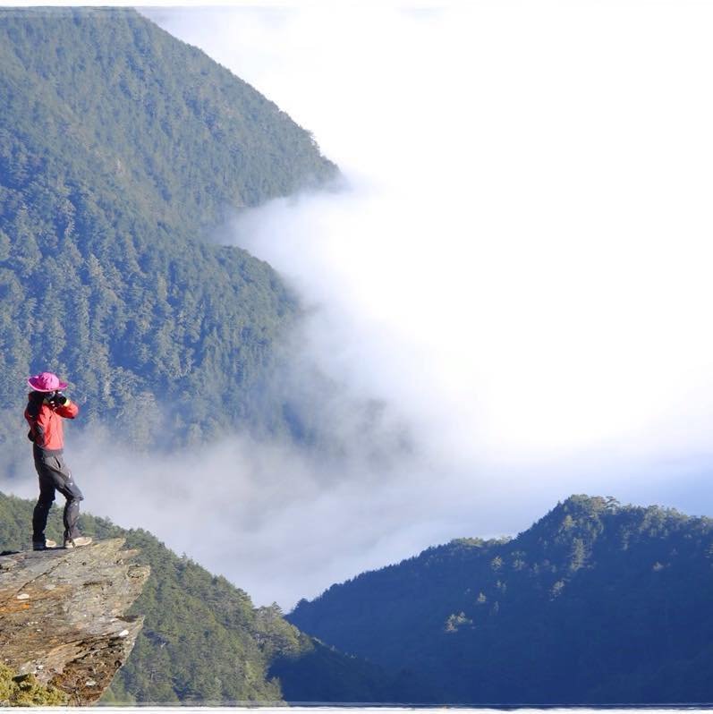 Bikini climber, Gigi Wu, Gigi wu bikini climber, bikini climber dies, taiwan's bikini climber, taiwan gigi wu, gigi wu death, gigi wu instagram, climber falls to death