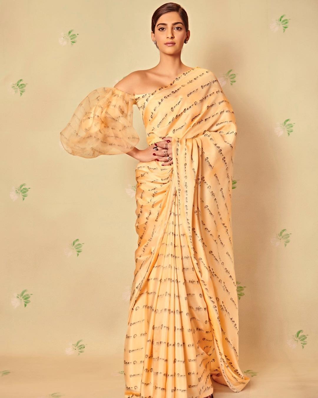 Sonam Kapoor, Masaba Gupta, ELKDTAL, Tamil Print Sari, Rhea Kapoor, Ek Ladki Ko Dekha To Aisa Laga,Sonam Kapoor Films, Sonam Kapoor Husband