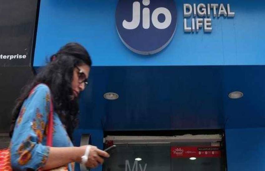 Reliance Jio, Jio Phone