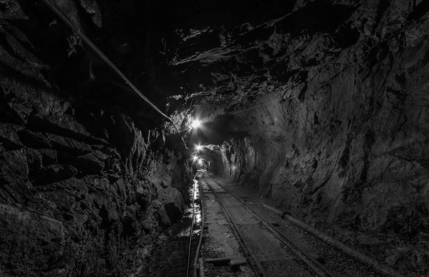 Gold Mine Collapse, Mine Collapse, Gold Mine, 30 Death, 15 Injured, Kohistan District, Badakhshan Province, Afghanistan, International News, Hindi News