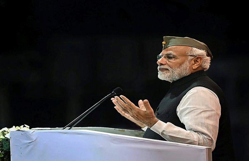 पीएम मोदी के साढ़े चार साल के कार्यकाल में सरकार का कर्ज 49 फीसदी बढ़ा है. (फोटो सोर्स: रॉयटर्स) पीएम मोदी के साढ़े चार साल के कार्यकाल में सरकार का कर्ज 49 फीसदी बढ़ा है. (फोटो सोर्स: रॉयटर्स)