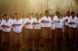 MP: कांग्रेस के मंत्री का बयान – RSS देता है एटम बम, ग्रेनेड और हथियार बनाने की ट्रेनिंग
