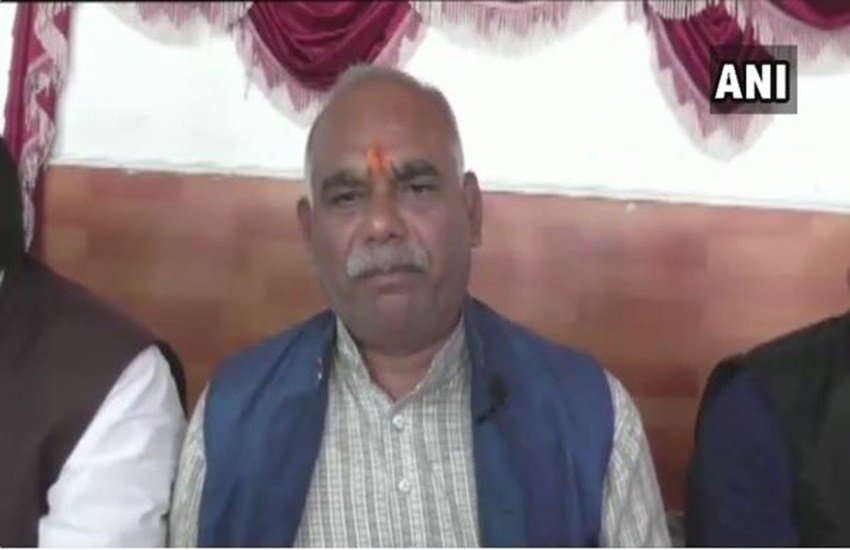 समाजवादी पार्टी के विधायक हरिओम यादव ने बीएसपी के साथ पार्टी के गठबंधन पर नाराजगी जाहिर की है. (फोटो क्रेडिट: ANI ट्विटर हैंडल)