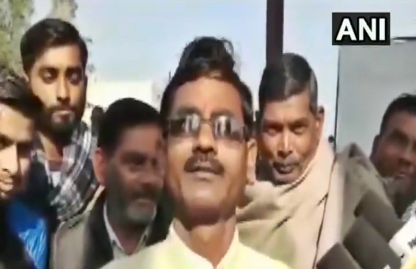 भाजपा विधायक विक्रम सैनी, फोटो सोर्स- ANI