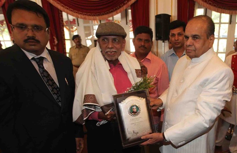 ramakant achrekar, achrekar photos, achrekar sachin photos, achrekar sachin footage, achrekar pics, ramakant achrekar photos, cricket news, sports news