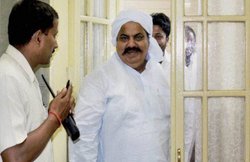 बाहुबली अतीक अहमद पर प्रशासन ने खड़े किए हाथ, डीएम ने चिट्ठी लिख की दूसरी जेल में शिफ्ट कराने की गुहार